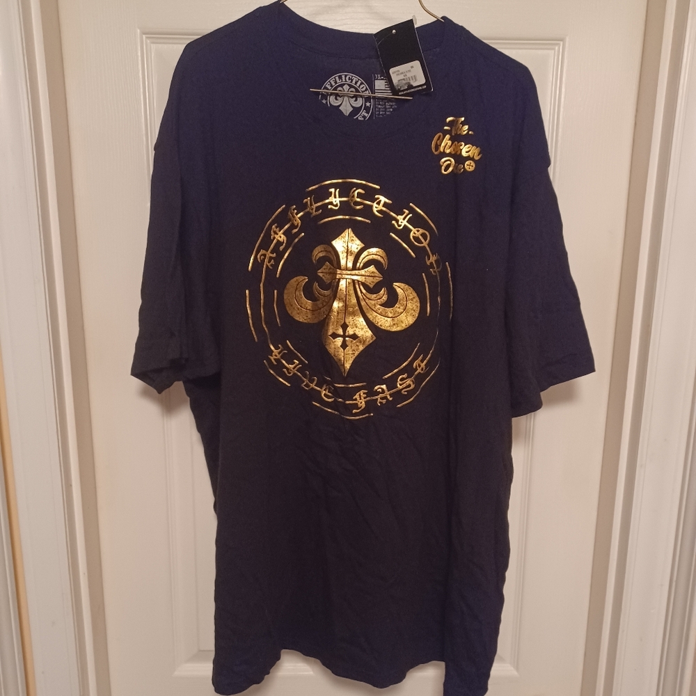 Affliction Men's Tee with Gold Design
